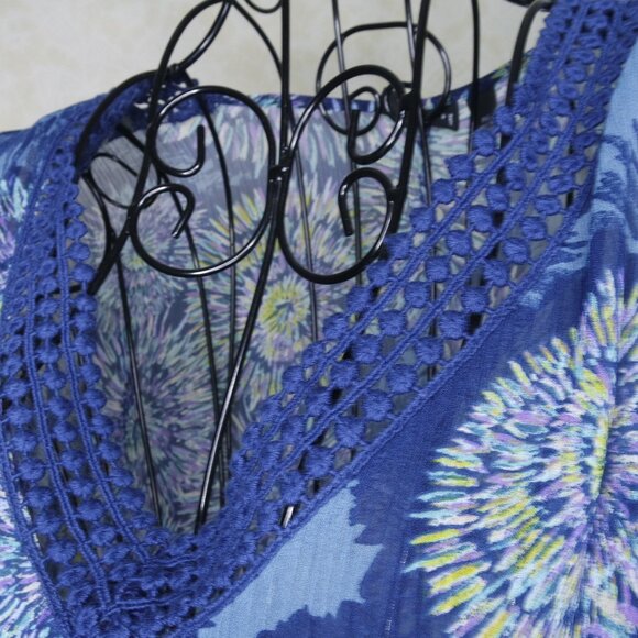 A.N.A Blue MultiColor Flower SunBurst Print Sheer PXL - Picture 10 of 15